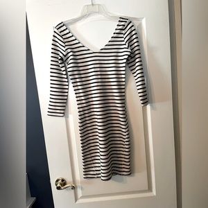NWT Abercrombie & Fitch Black & White Striped Dress